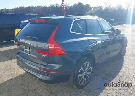 2022 Volvo Xc60 B5 Momentum from USA, damaged, VIN YV4L12RK0N1920946